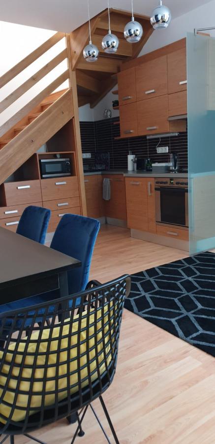 Grand Paradise Apartman 미슈콜츠 외부 사진